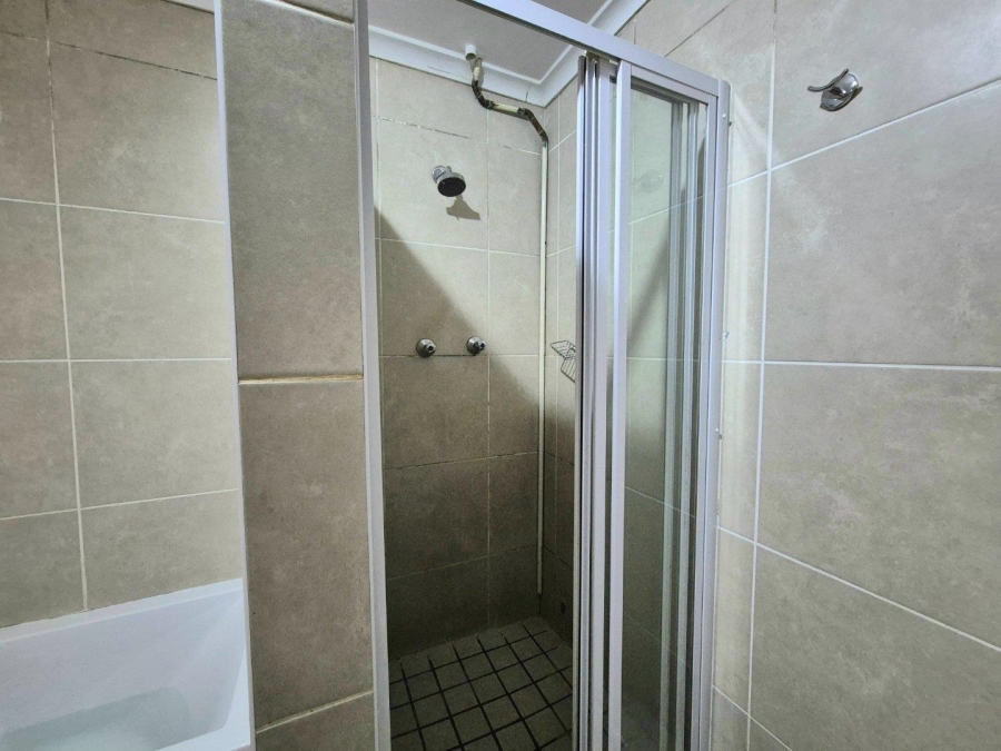 2 Bedroom Property for Sale in Wynberg Western Cape